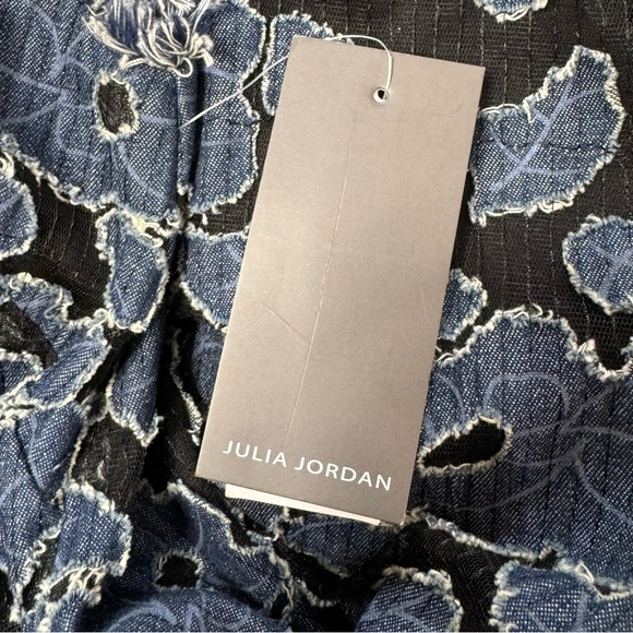 NWT Julia Jordan Denim Blue Floral Appliqué Mini Dress Sz 4 - Picture 11 of 14